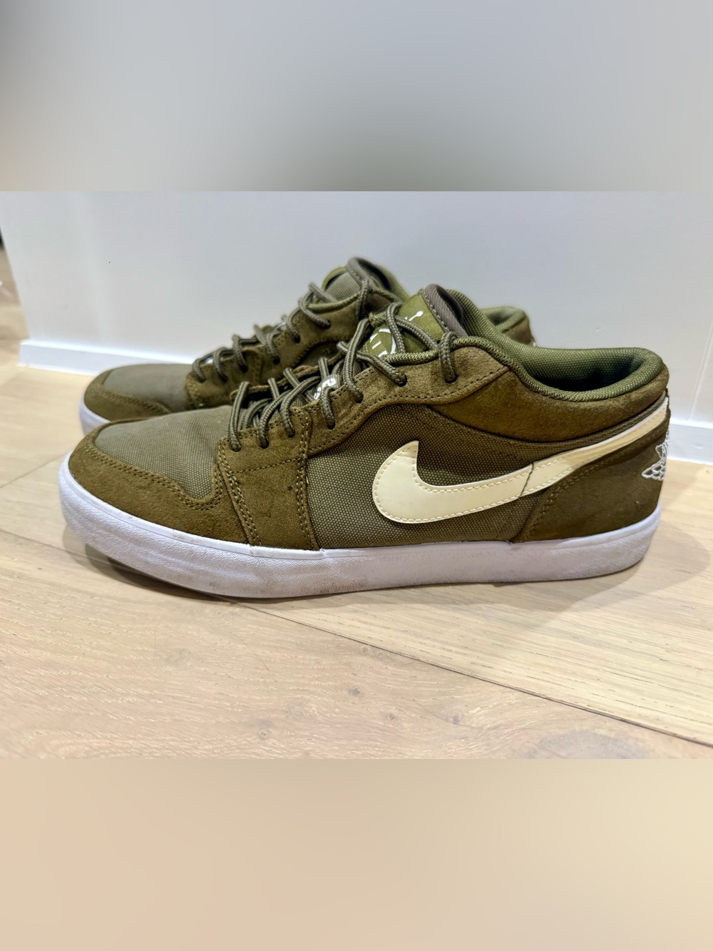 Air Jordan 1 Low V.2 Olive Green Suede